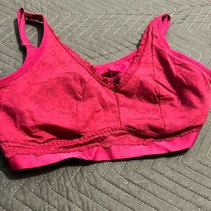Cacique 18/20 pink bra never worn